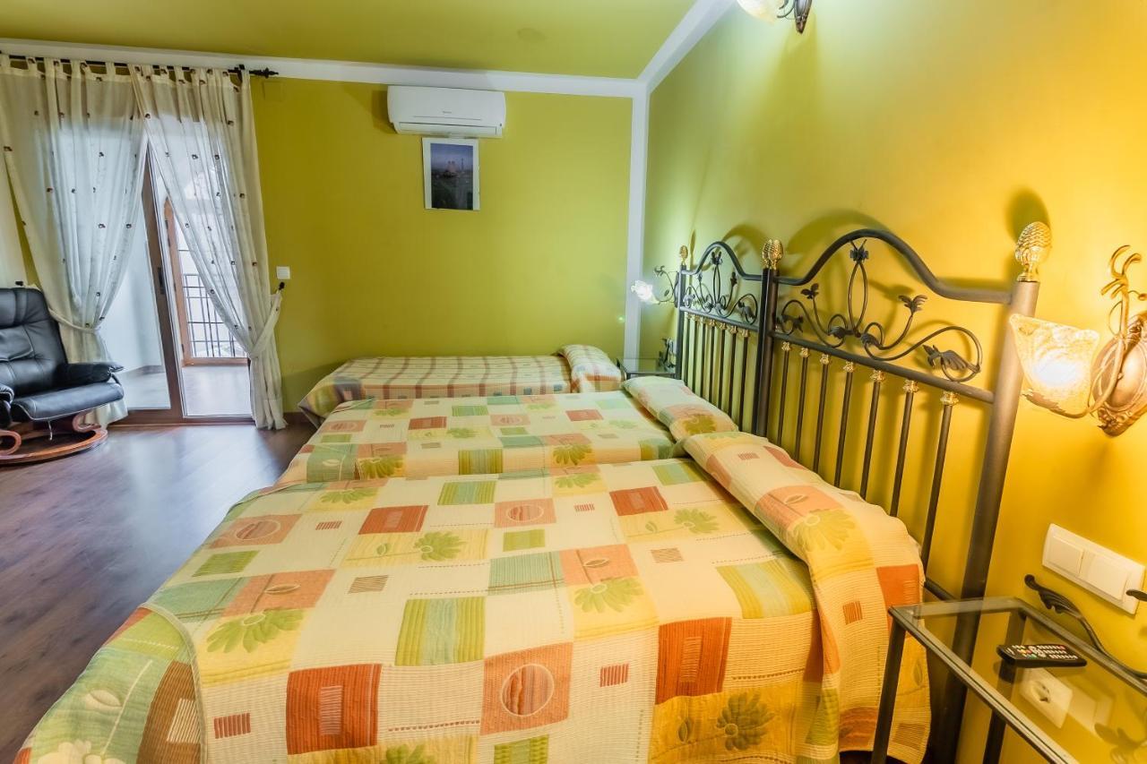 Hotel Rural El Labriego By Vivere Stays Plasenzuela ภายนอก รูปภาพ