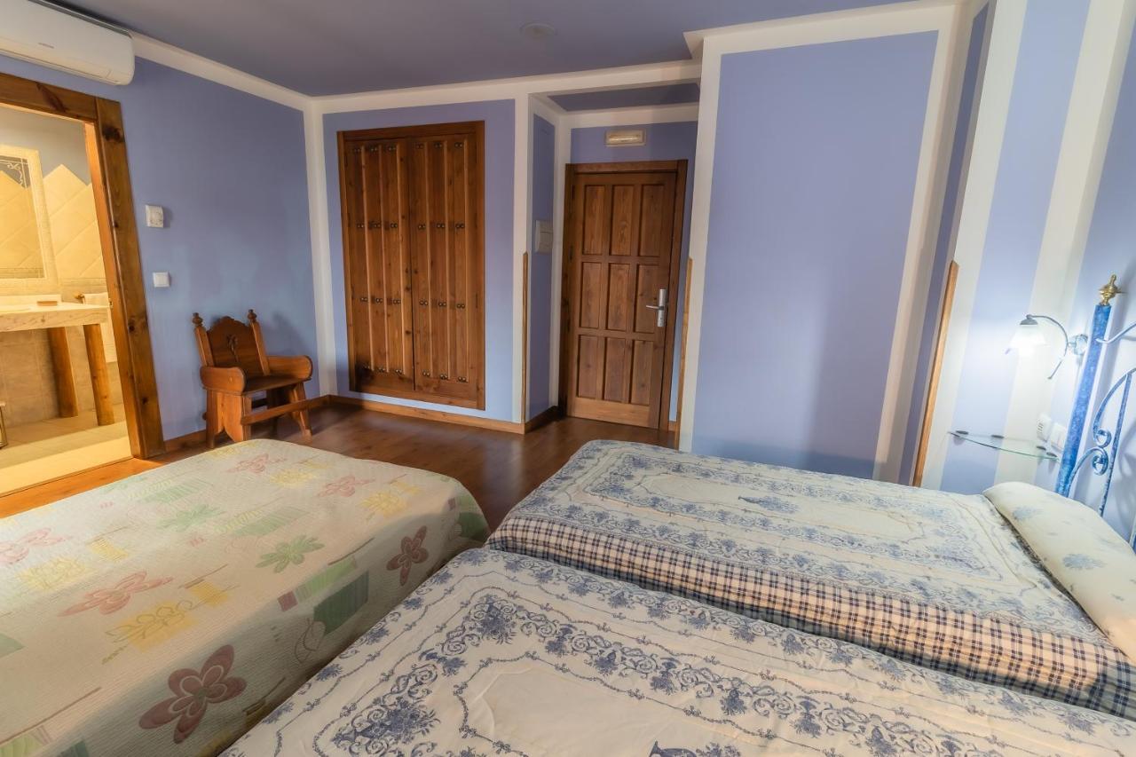 Hotel Rural El Labriego By Vivere Stays Plasenzuela ภายนอก รูปภาพ
