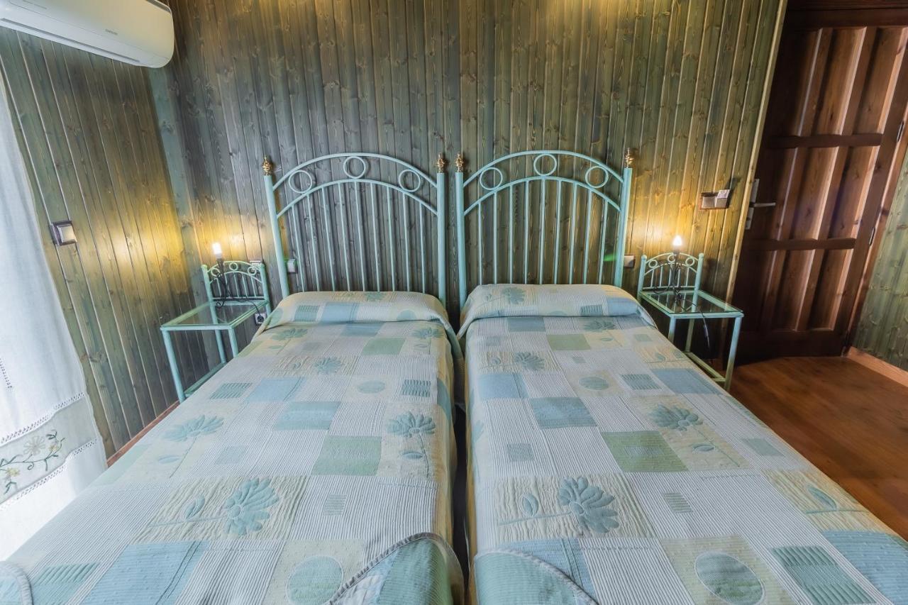 Hotel Rural El Labriego By Vivere Stays Plasenzuela ภายนอก รูปภาพ