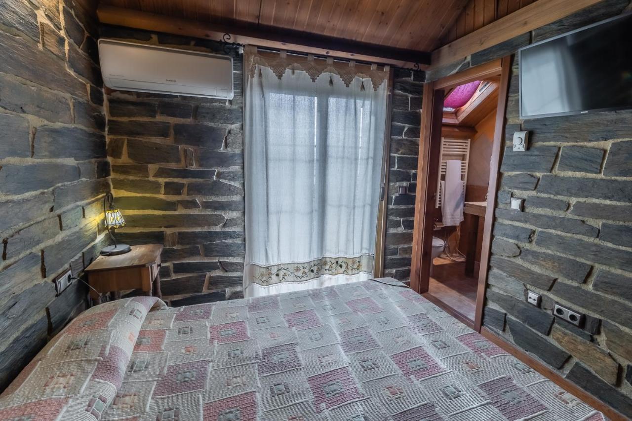 Hotel Rural El Labriego By Vivere Stays Plasenzuela ภายนอก รูปภาพ