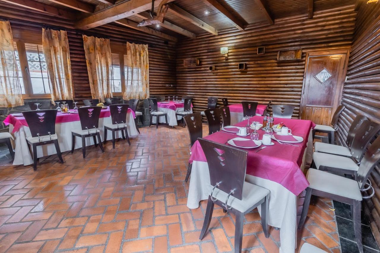Hotel Rural El Labriego By Vivere Stays Plasenzuela ภายนอก รูปภาพ