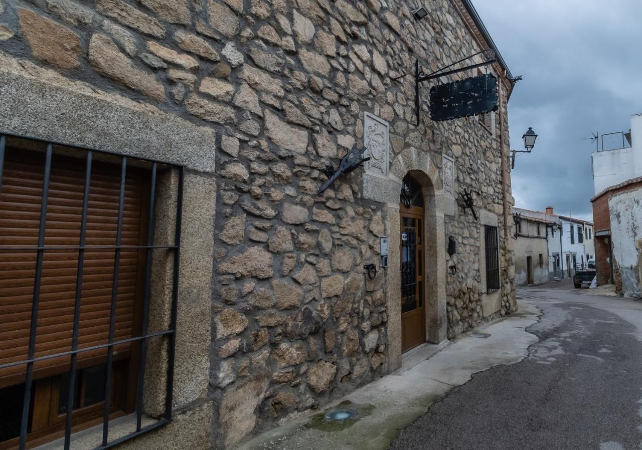 Hotel Rural El Labriego By Vivere Stays Plasenzuela ภายนอก รูปภาพ