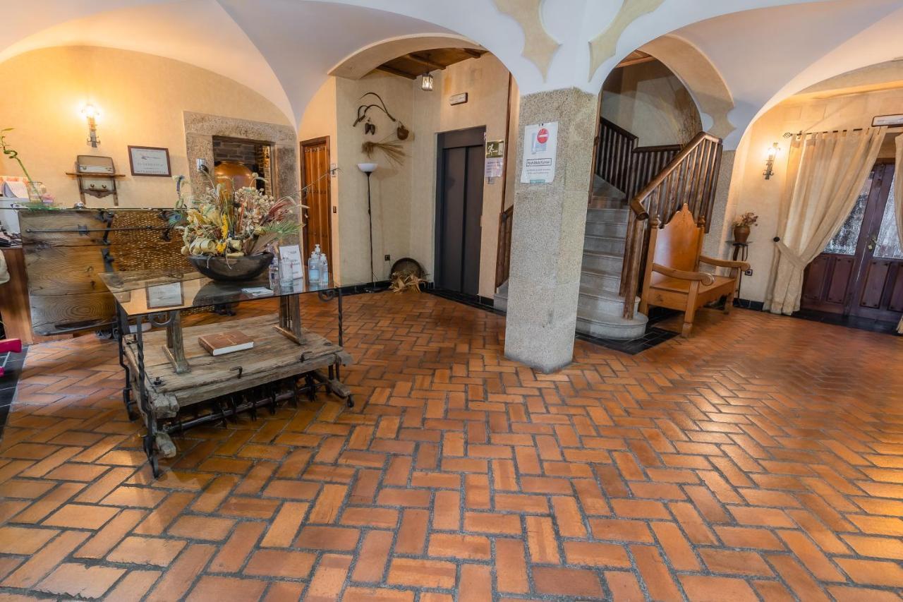Hotel Rural El Labriego By Vivere Stays Plasenzuela ภายนอก รูปภาพ