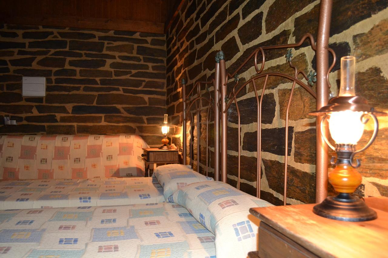 Hotel Rural El Labriego By Vivere Stays Plasenzuela ภายนอก รูปภาพ